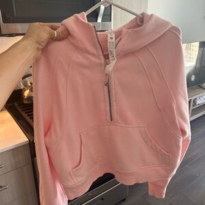 Lululemon half zip (xs/s runs large)